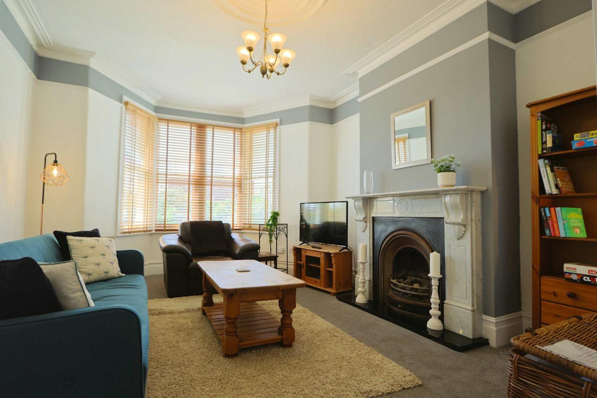 Hotwells Spacious Flat Sleeps Three * Bristol